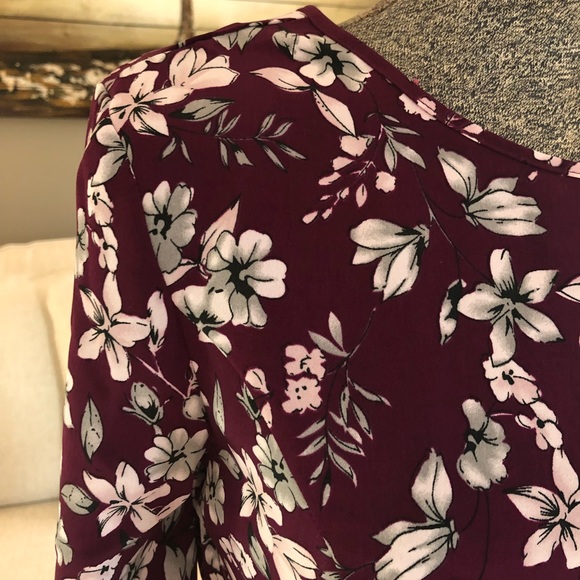 NWT PURPLE FLORAL PRINT DRESS - Picture 2 of 8